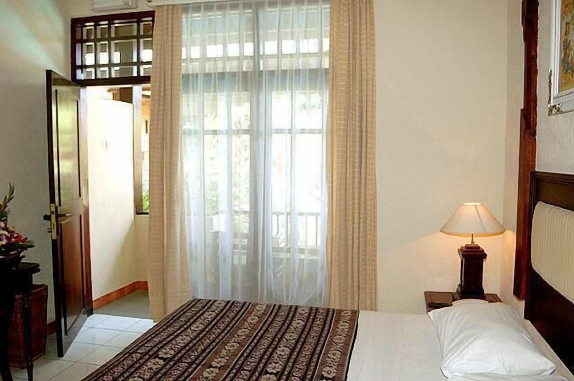 Bali Segara Hotel Kuta Lombok Buitenkant foto