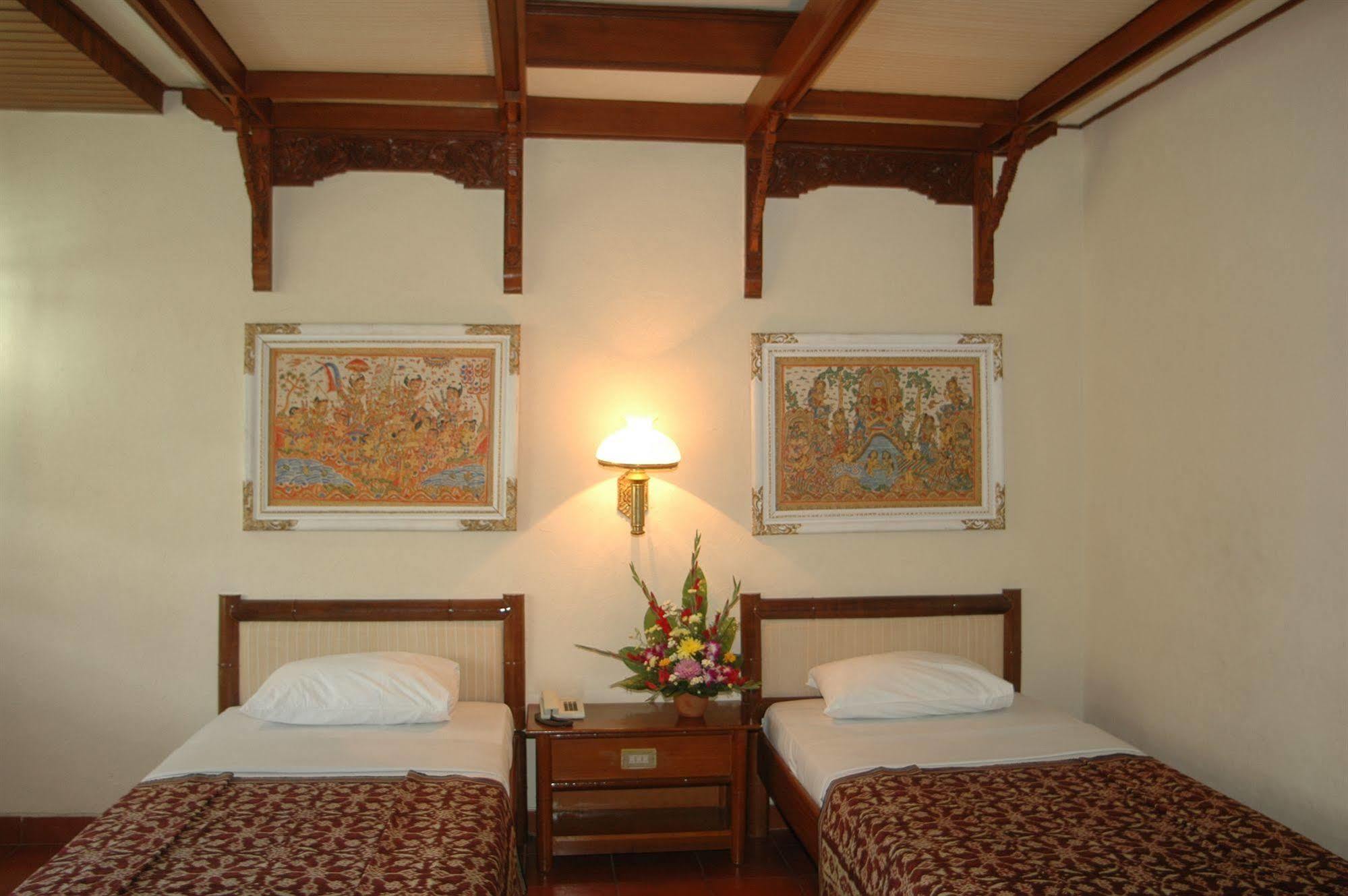 Bali Segara Hotel Kuta Lombok Buitenkant foto